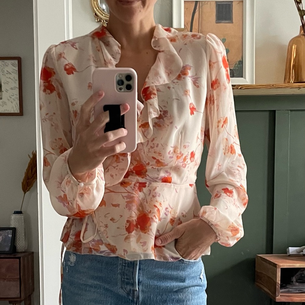 Wilfred / Aritzia floral ruffle blouse